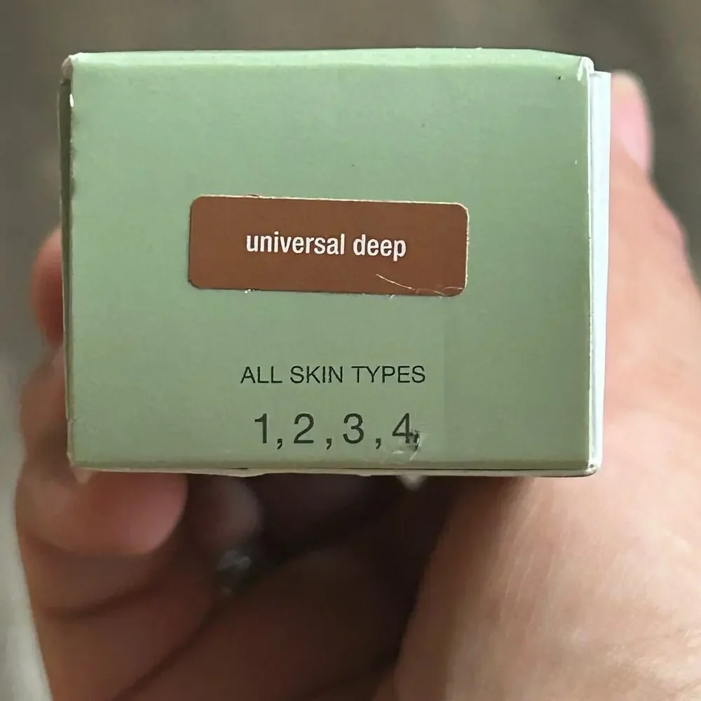 Clinique Moisture Surge Sheertint Hydrator SPF 25 Universal Deep 1.4ox NIB